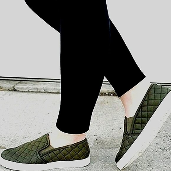 Mossimo Quilted Slip-on Sneakers  7.5 Green - Picture 1 of 14